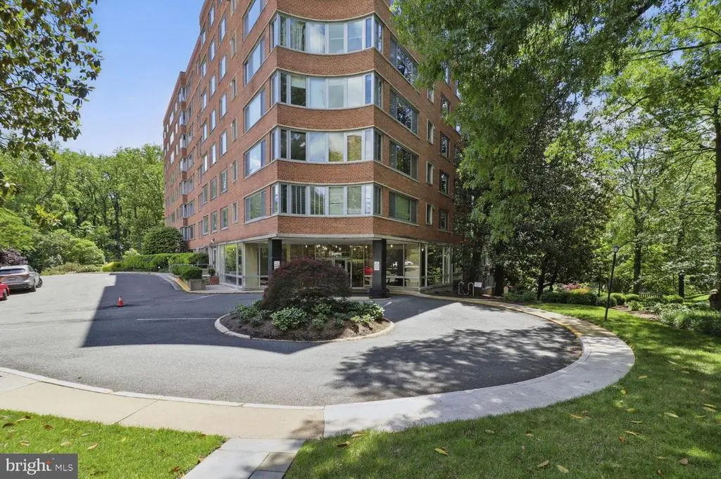 4200 Cathedral Ave Nw #1112, WASHINGTON