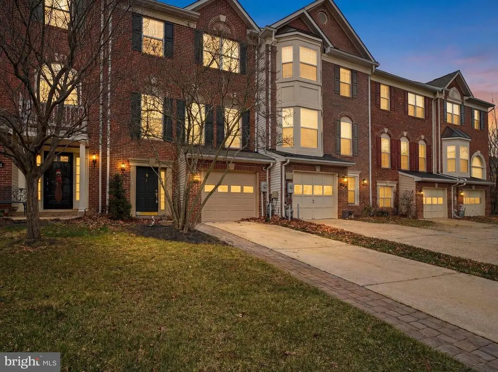 3232 Escapade Cir, Riva