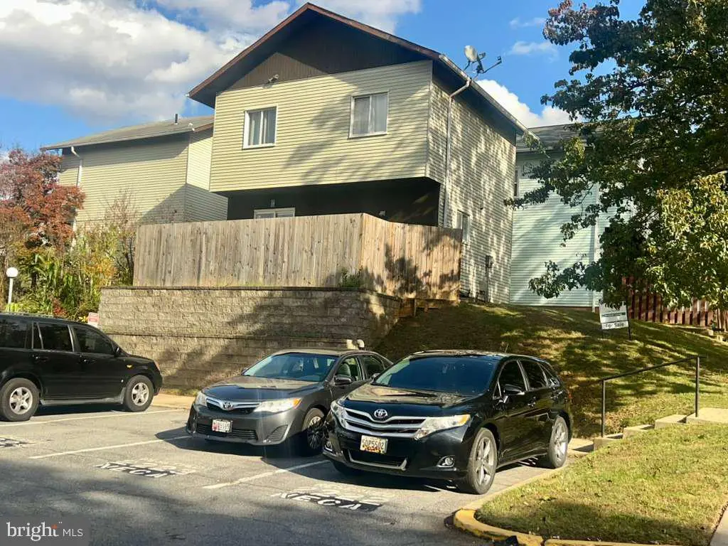 42 Brian Ct #150, Gaithersburg