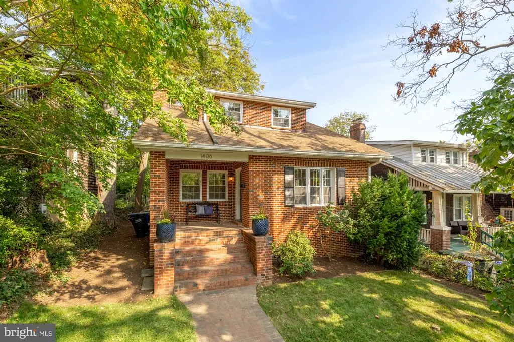 1406 Lawrence St Ne, WASHINGTON