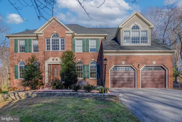10162 Bracken Dr, Ellicott City