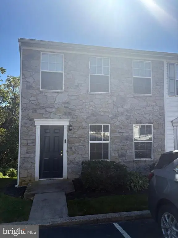 328 Cherry St, Red Lion