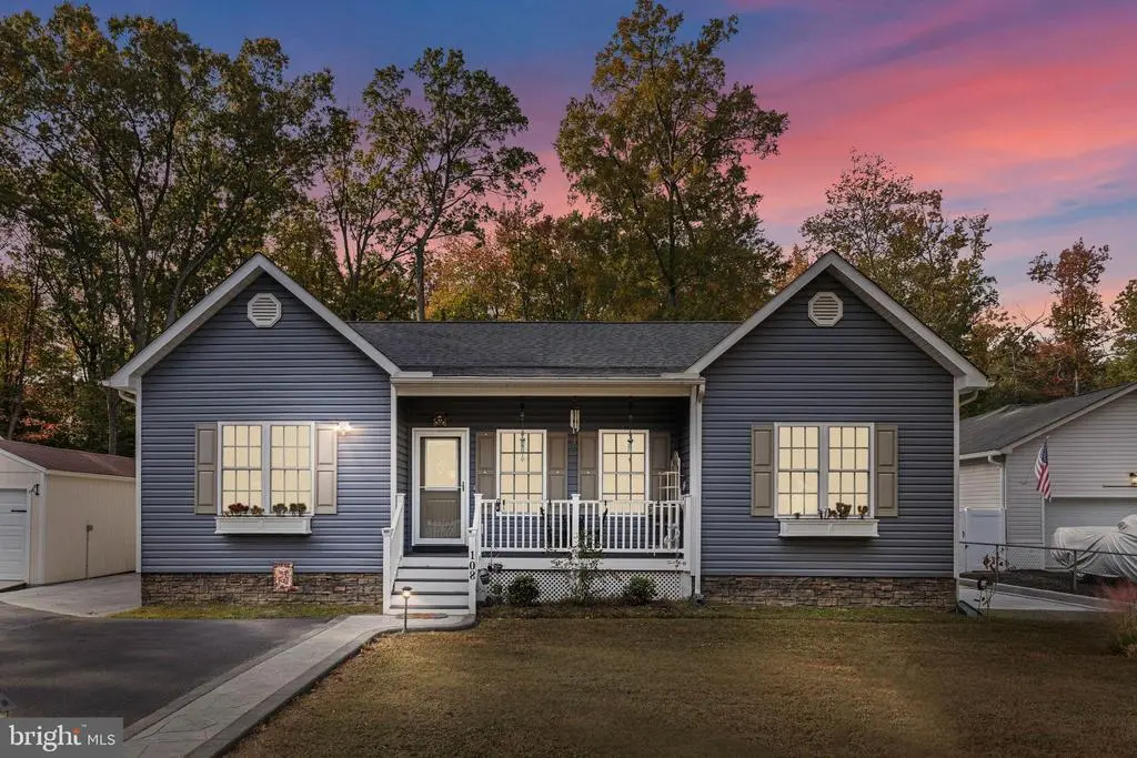 108 Stratford Cir, COLONIAL BEACH