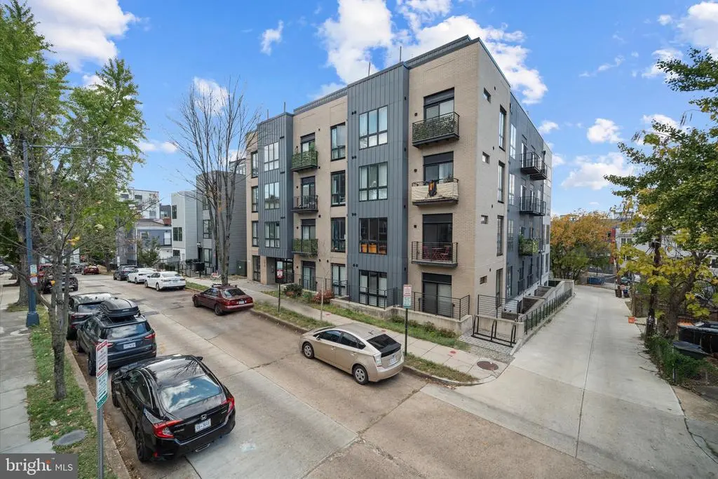 1016 17th Pl Ne #7, WASHINGTON