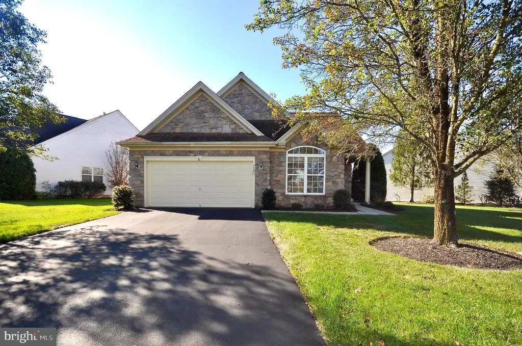 753 S Settlers Cir, WARRINGTON