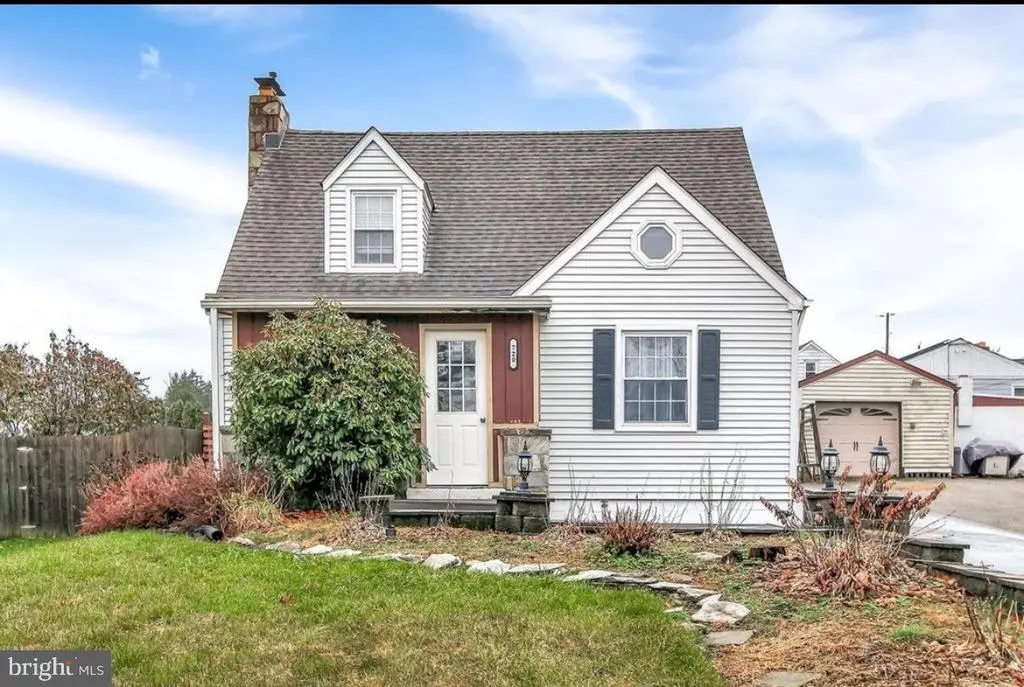 720 Skyline Dr, York