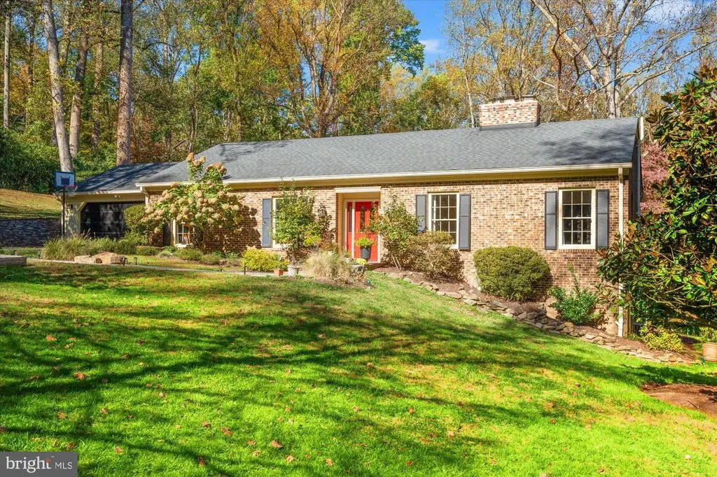 7504 Blaise Trl, MCLEAN