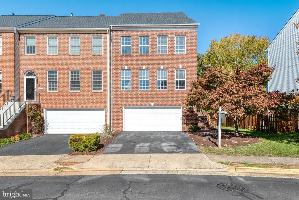 4737 Great Heron Cir, FAIRFAX