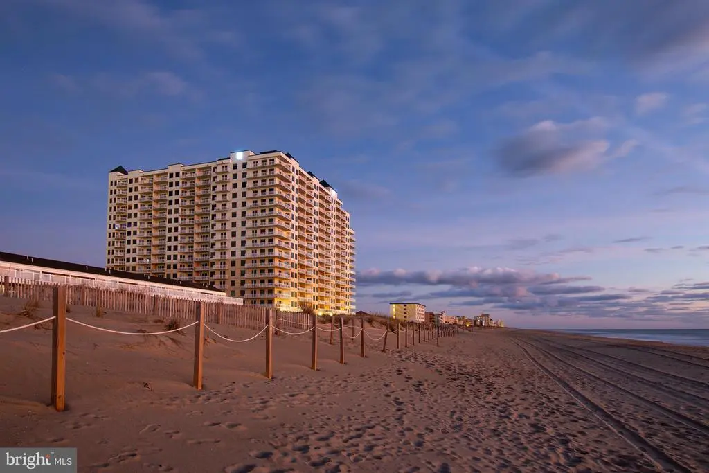 2 48th St #1402, Ocean City