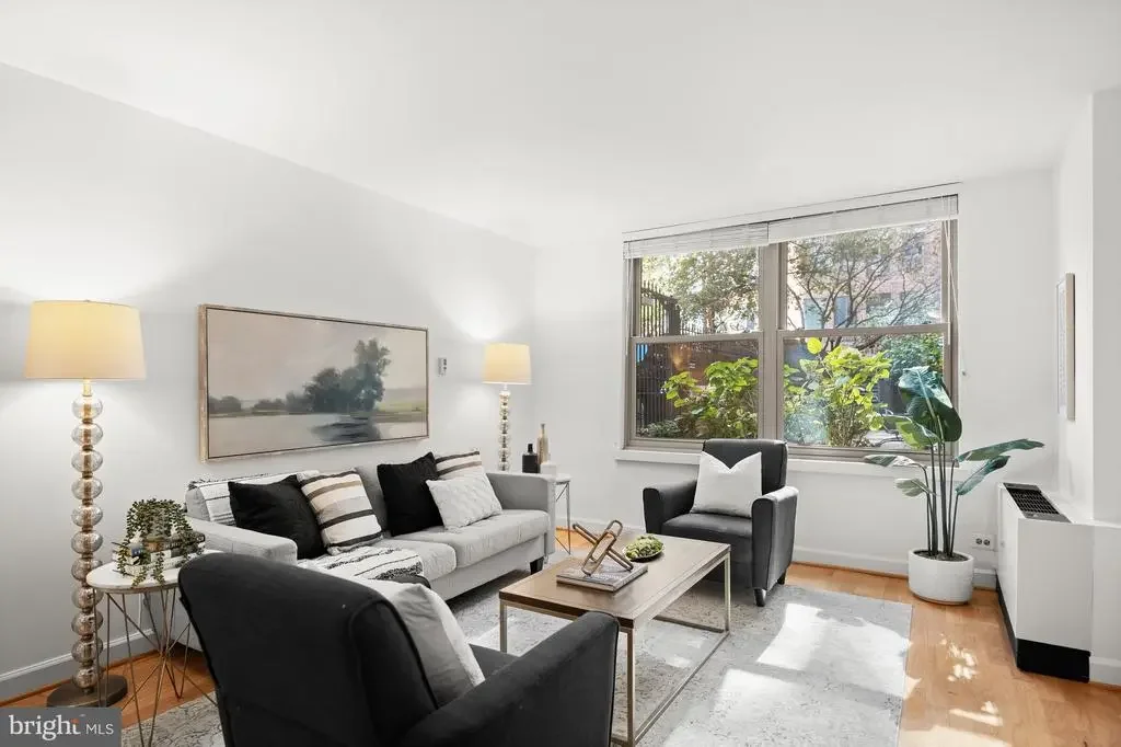 1260 21st St Nw #107, WASHINGTON