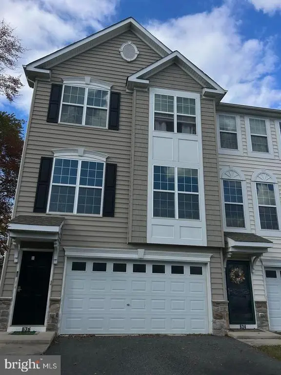 636 Courtly Rd, Townsend