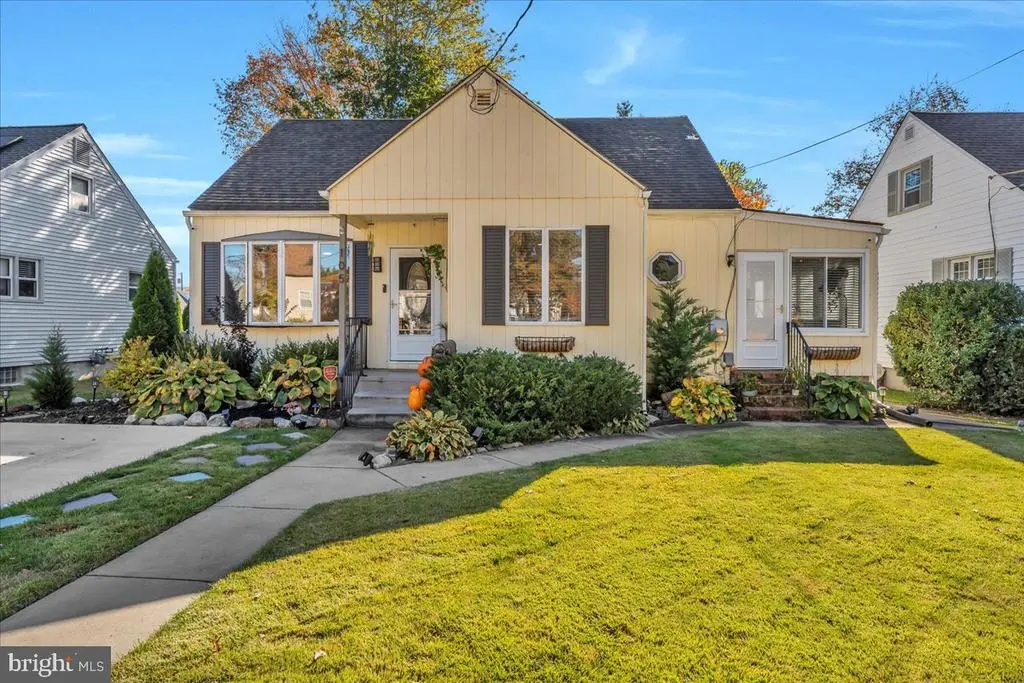 105 Summit Ave, LAUREL SPRINGS