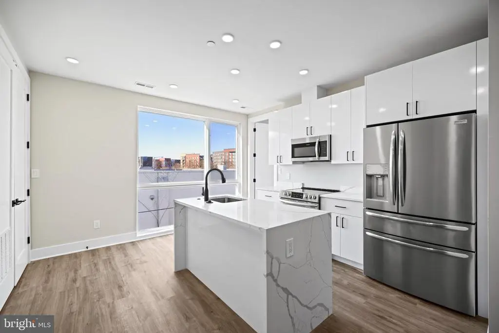 824 18th St Ne #11, WASHINGTON