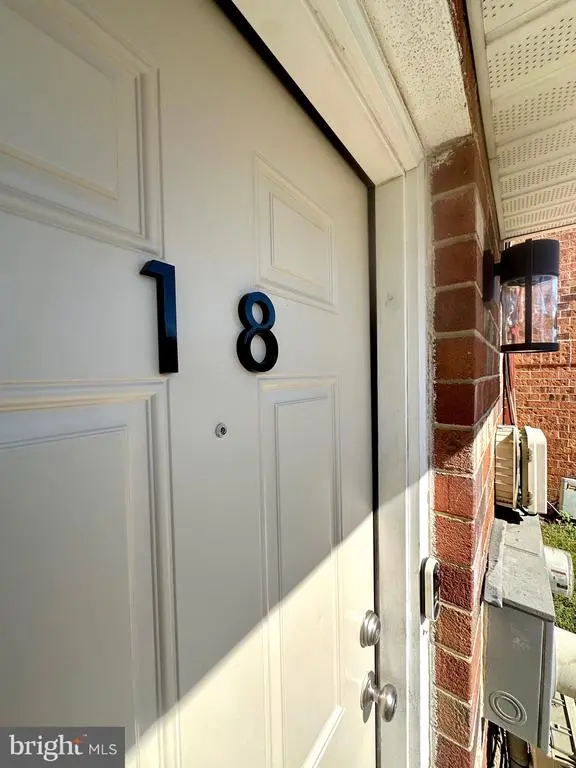 18 Deen St, New Castle