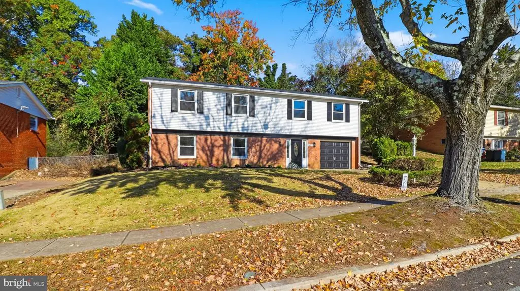 6118 Hellen Lee Dr, CLINTON