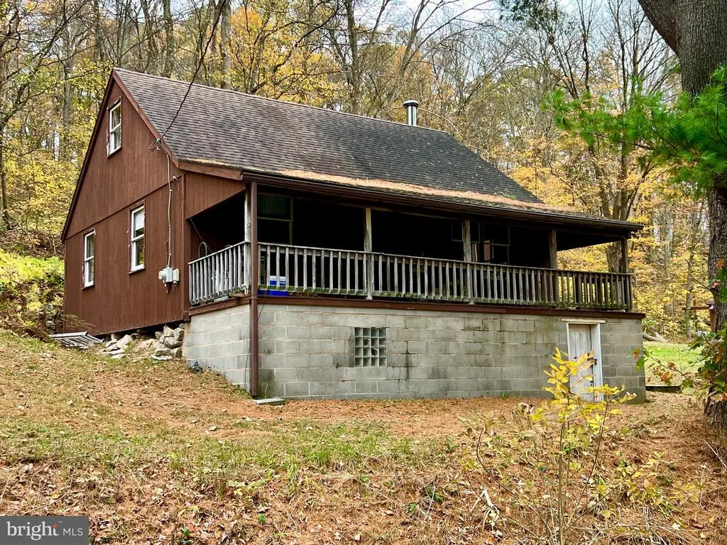 1858 Sandy Run Road, HOPEWELL