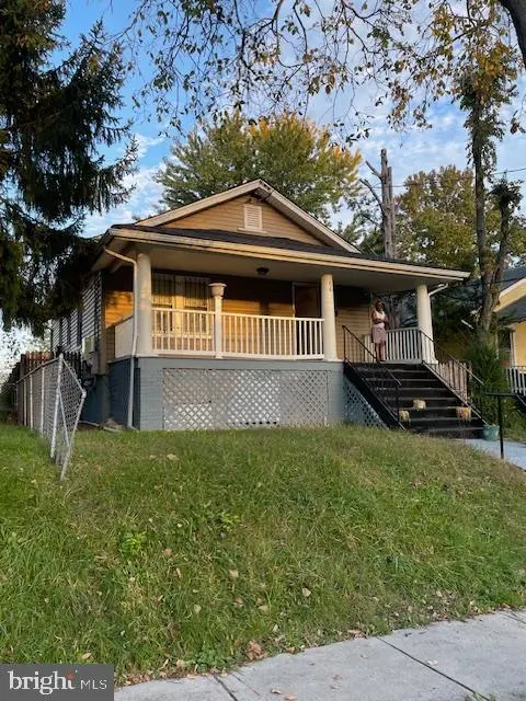 66 53rd Pl Se, WASHINGTON