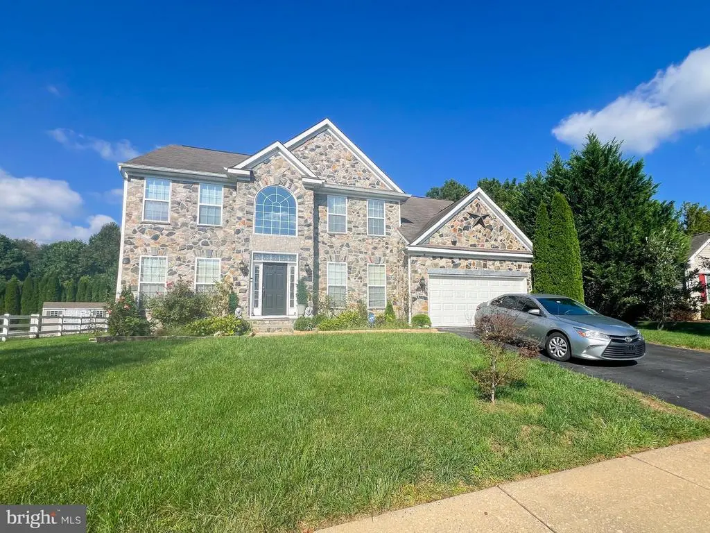 144 Edgar Rd, Townsend