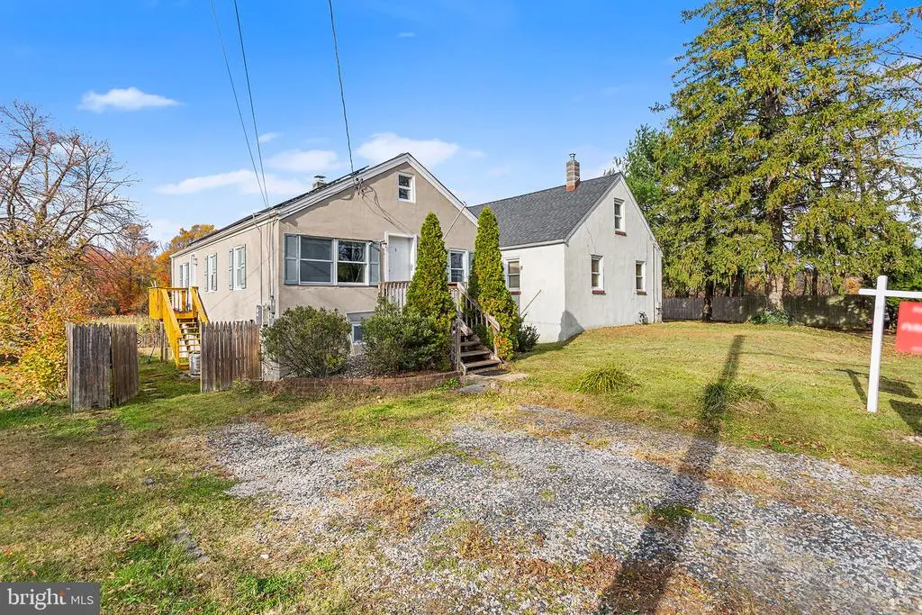 4 Creekview Ave, TRENTON