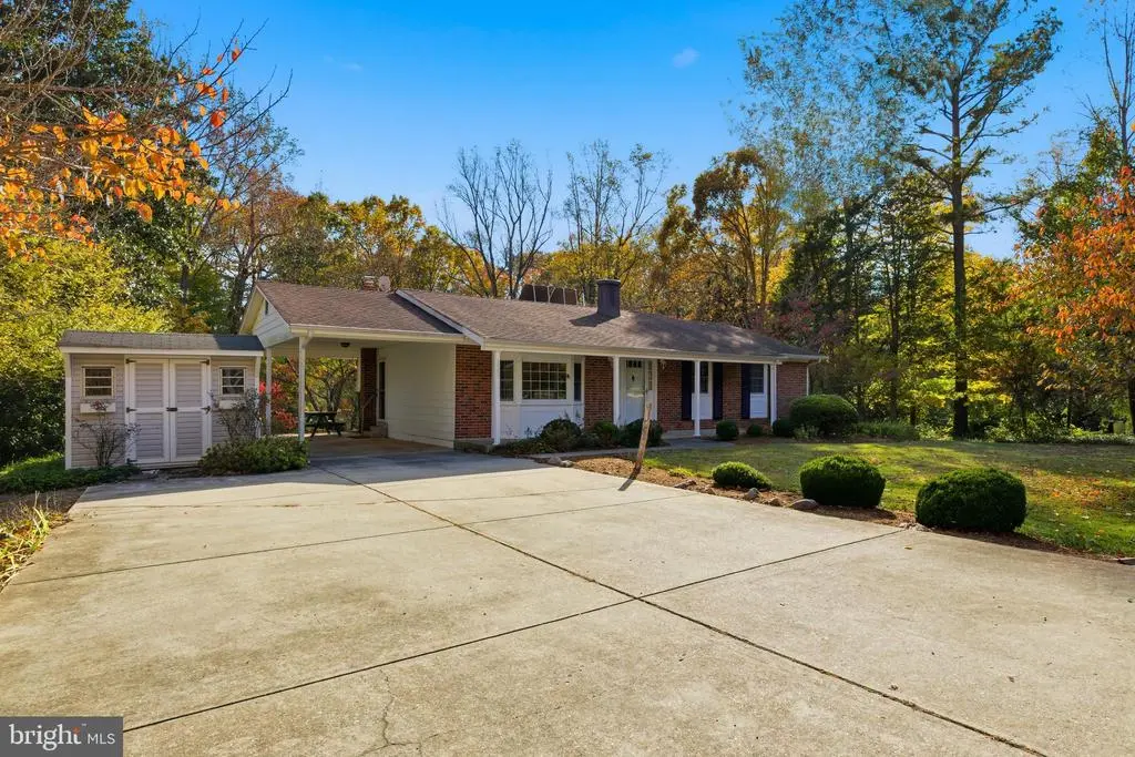 3402 King Dr, DUNKIRK