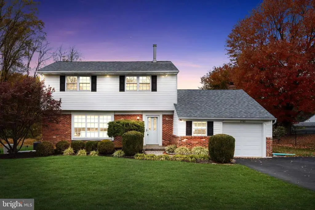 1745 Brandywine Dr, SOUTHAMPTON