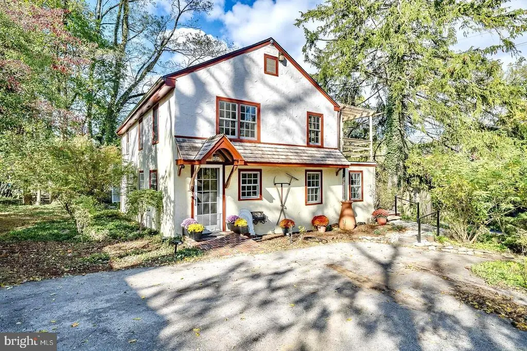 525 Hopewell Rd, DOWNINGTOWN