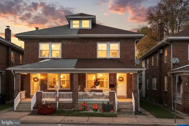 1635 Monroe Street, York
