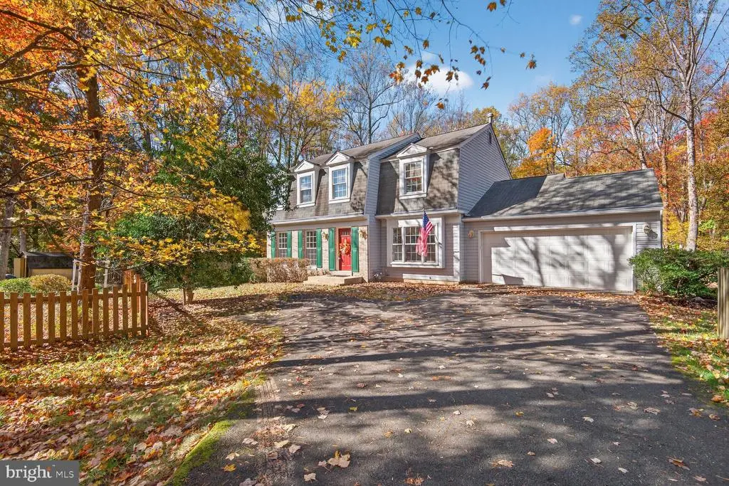 9755 Abington Ct, FAIRFAX