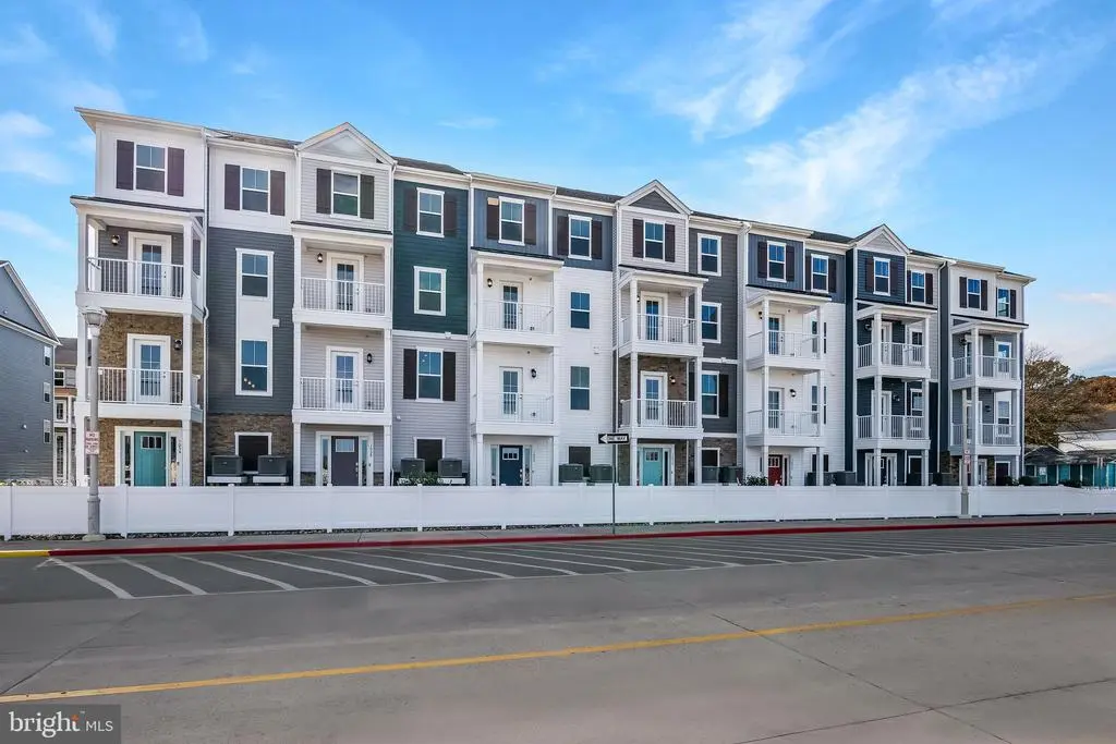 14303 Coastal Hwy #f, Ocean City