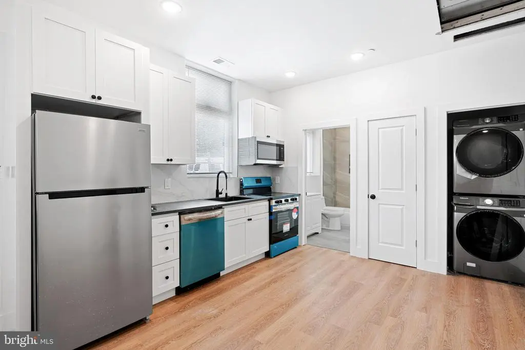 929 N 40th St #a, PHILADELPHIA