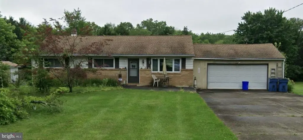 214 Three Mile Run Rd, SELLERSVILLE