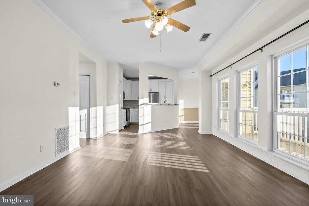 664 Gateway Dr Se #314, LEESBURG