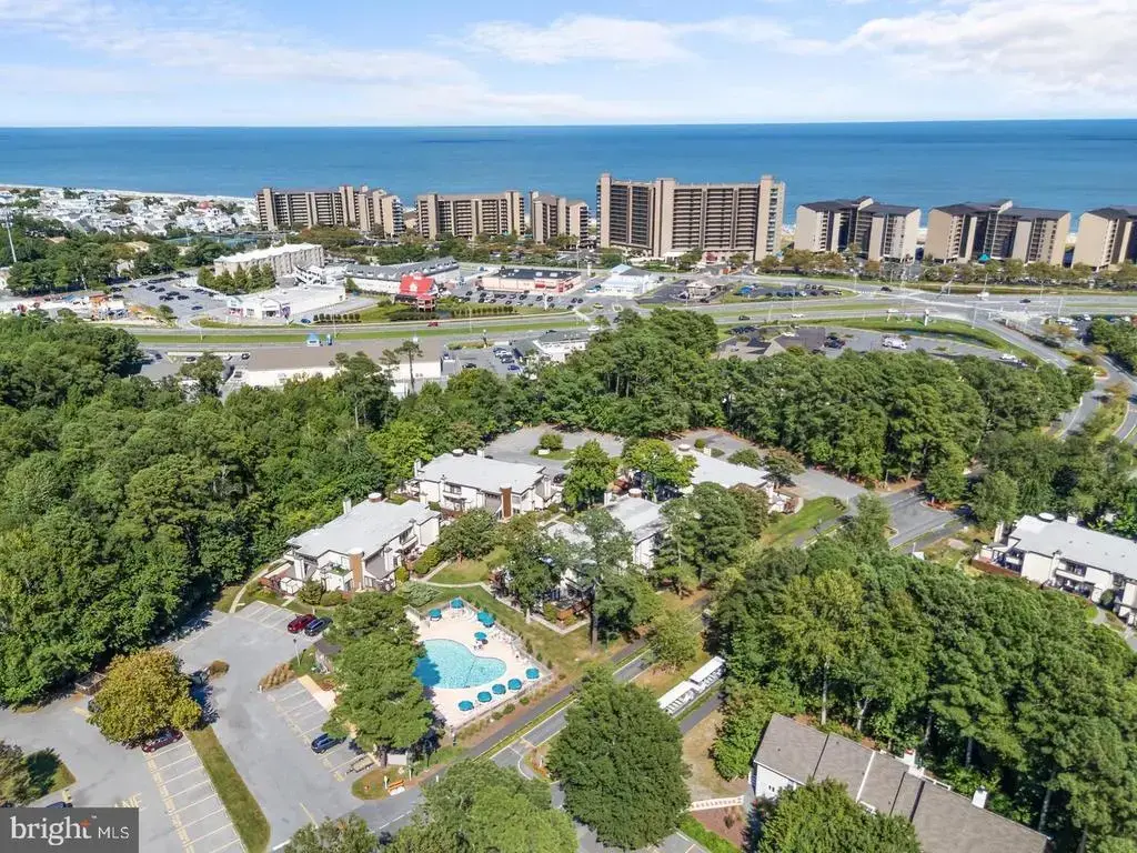33597 Center Ct #1206, bethany beach