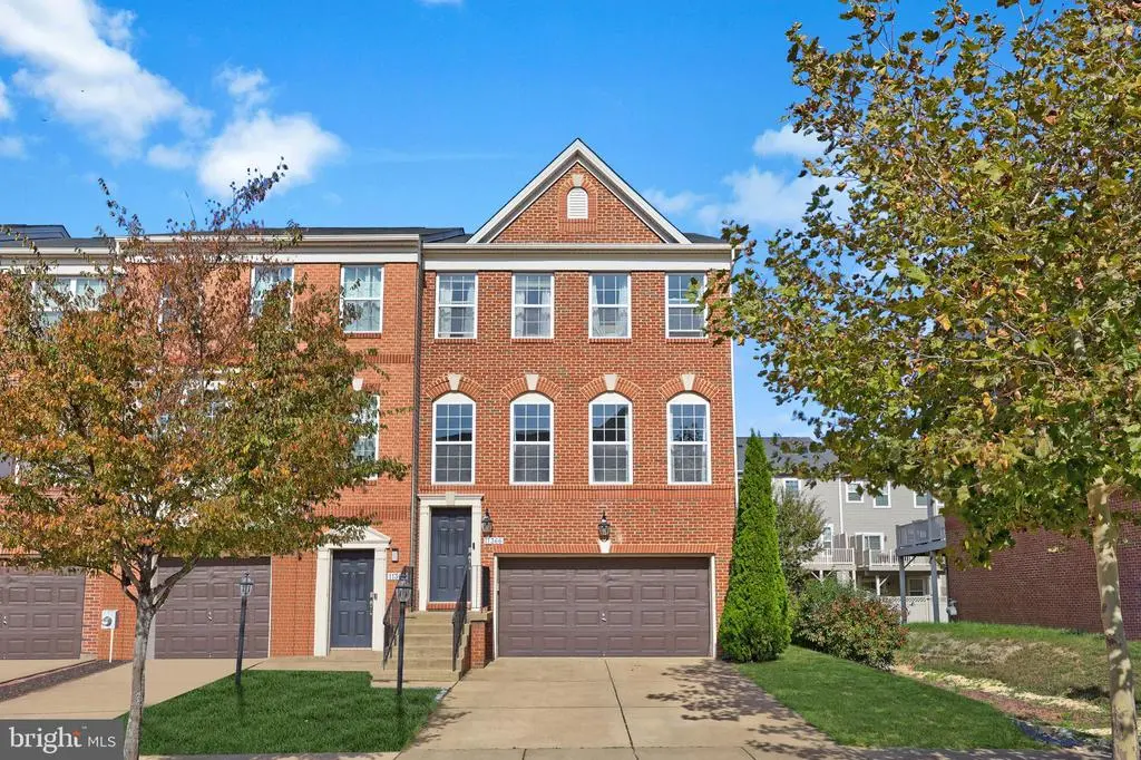 11366 Sandhurst Pl, White Plains