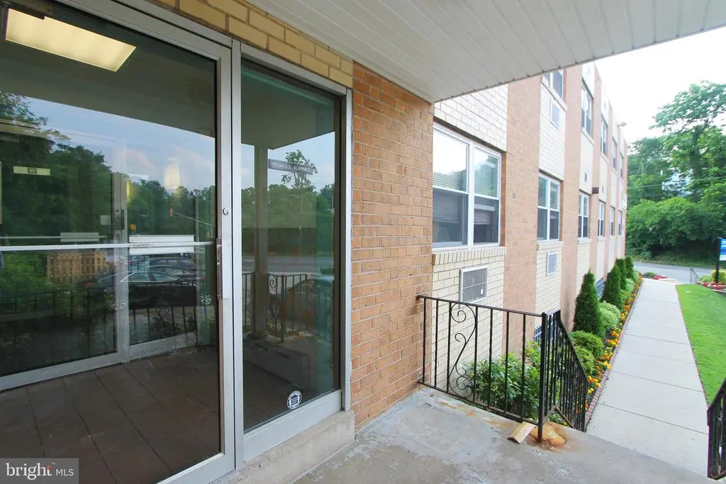 700 W Walnut Ln #104, PHILADELPHIA