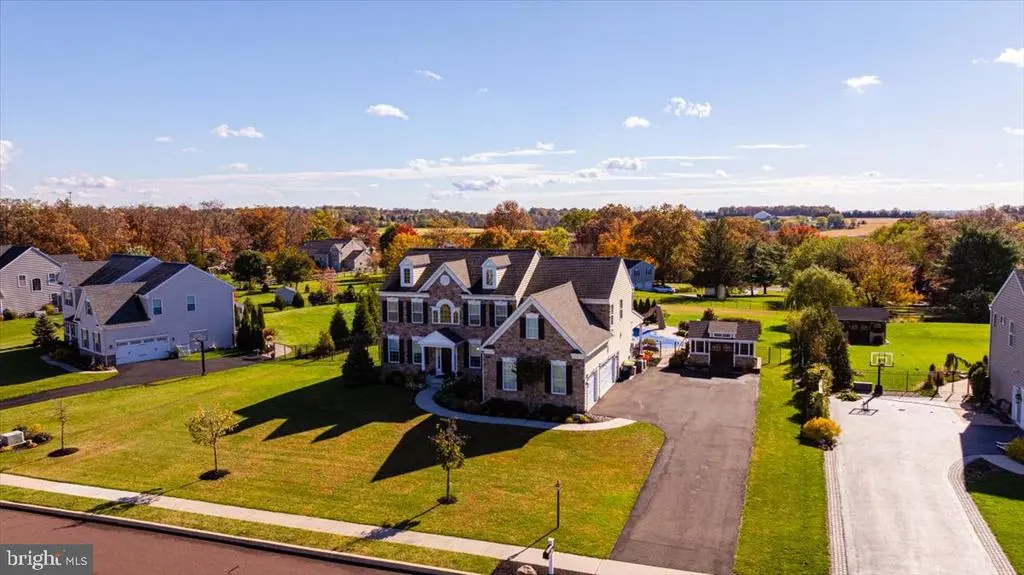 Photo of Listing #PAMC2159952