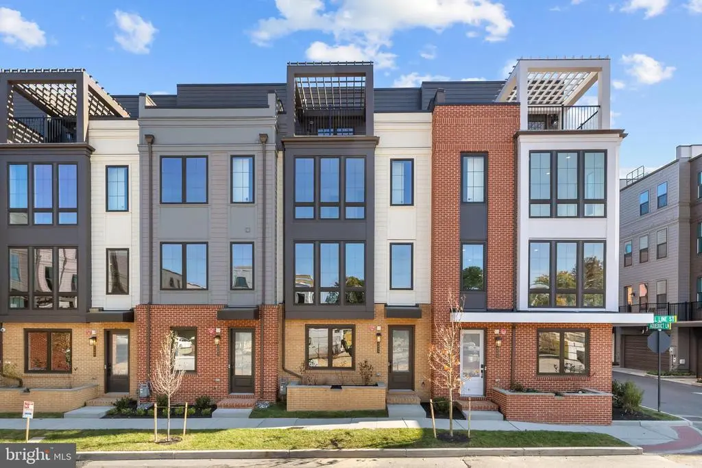 2605 Fall Line St, ALEXANDRIA