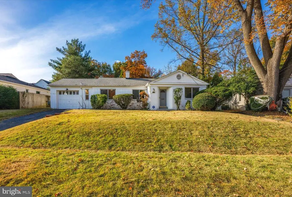 4106 Edgevale Ct, CHEVY CHASE