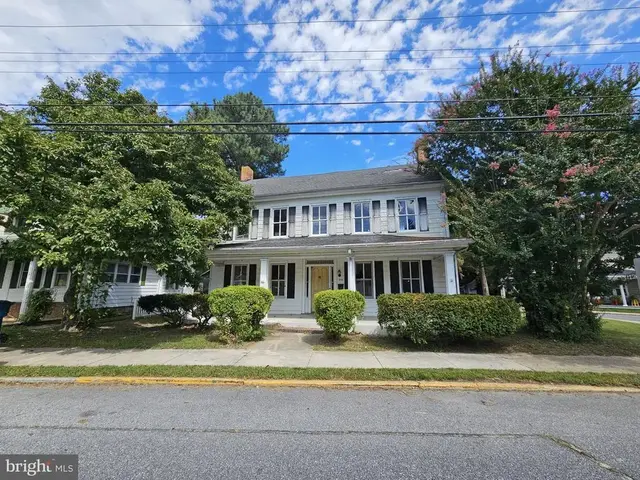 513 Pine St, Laurel