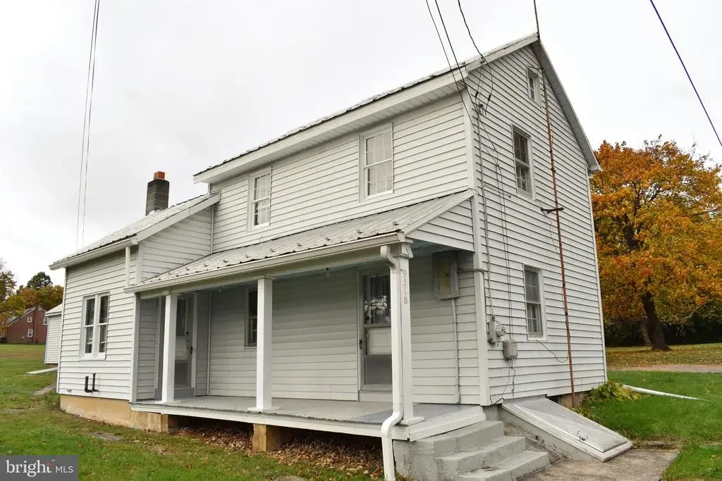 9518 Circle Dr, CHAMBERSBURG