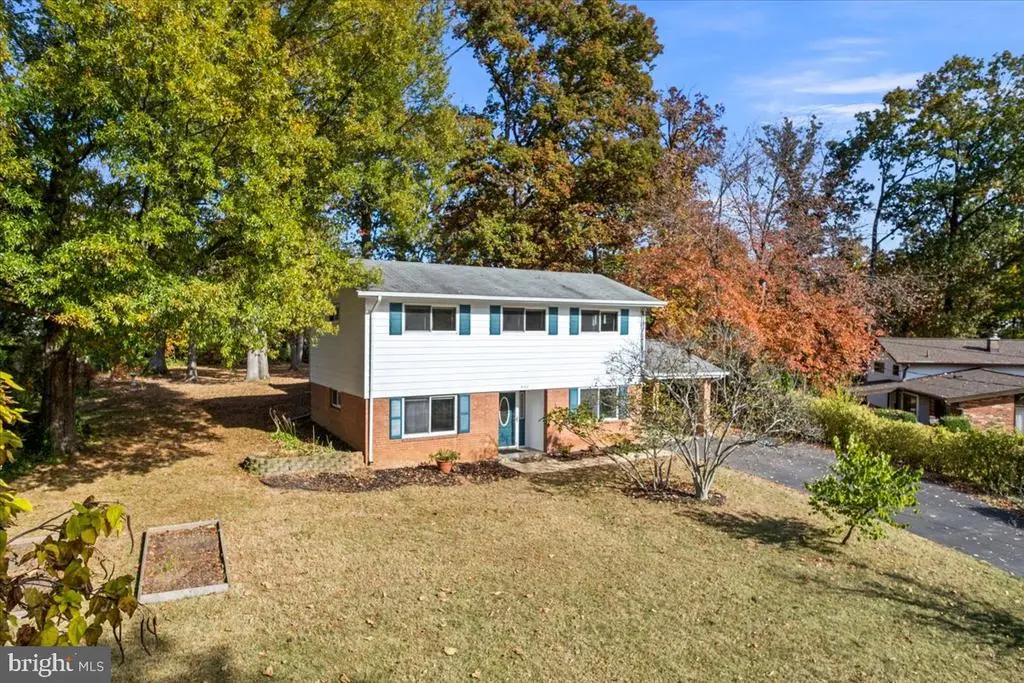 4102 Adrienne Dr, ALEXANDRIA