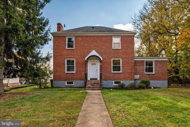 15 Linden Ter, Baltimore