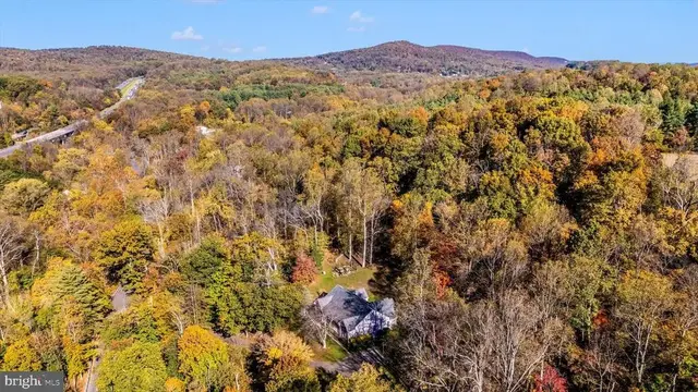 2240 Monument Rd, Myersville