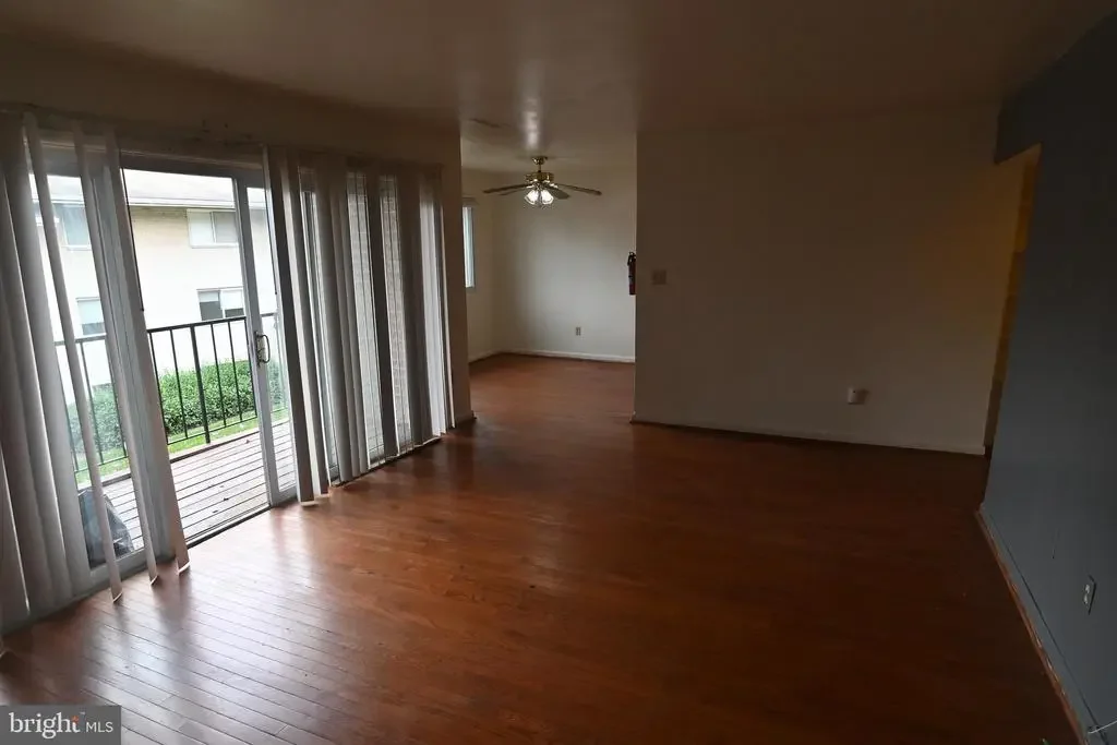 5428 85th Ave #102, HYATTSVILLE