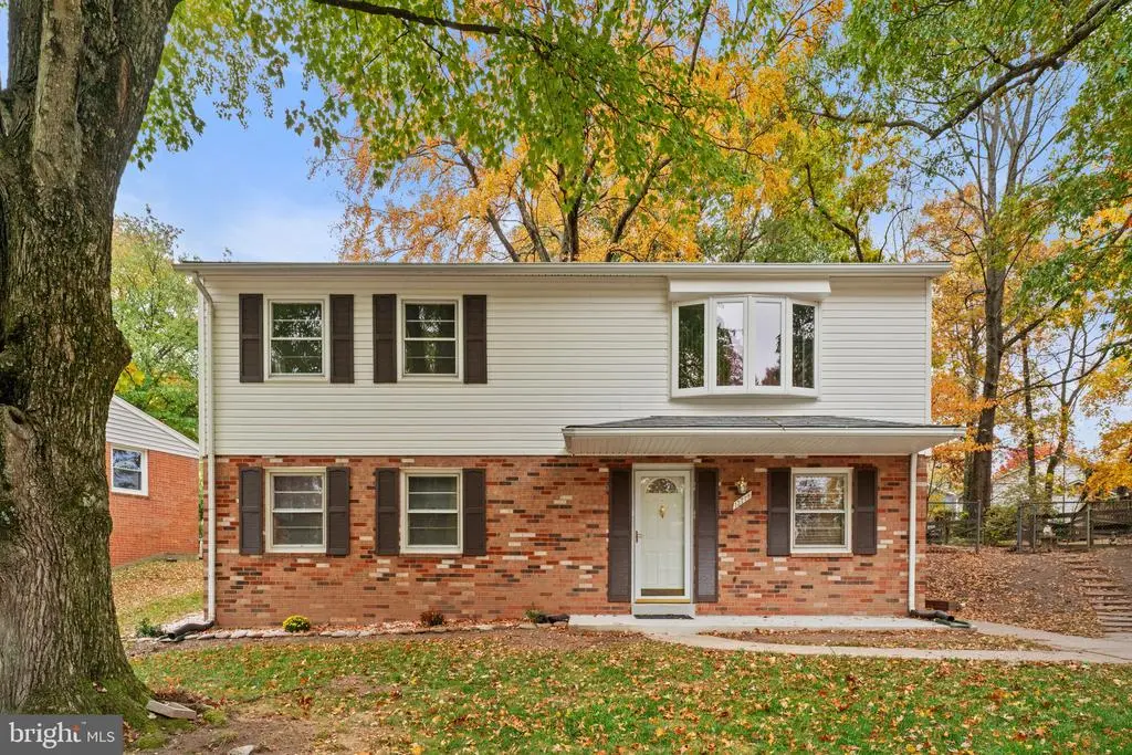 13719 Mcgill Dr, CHANTILLY