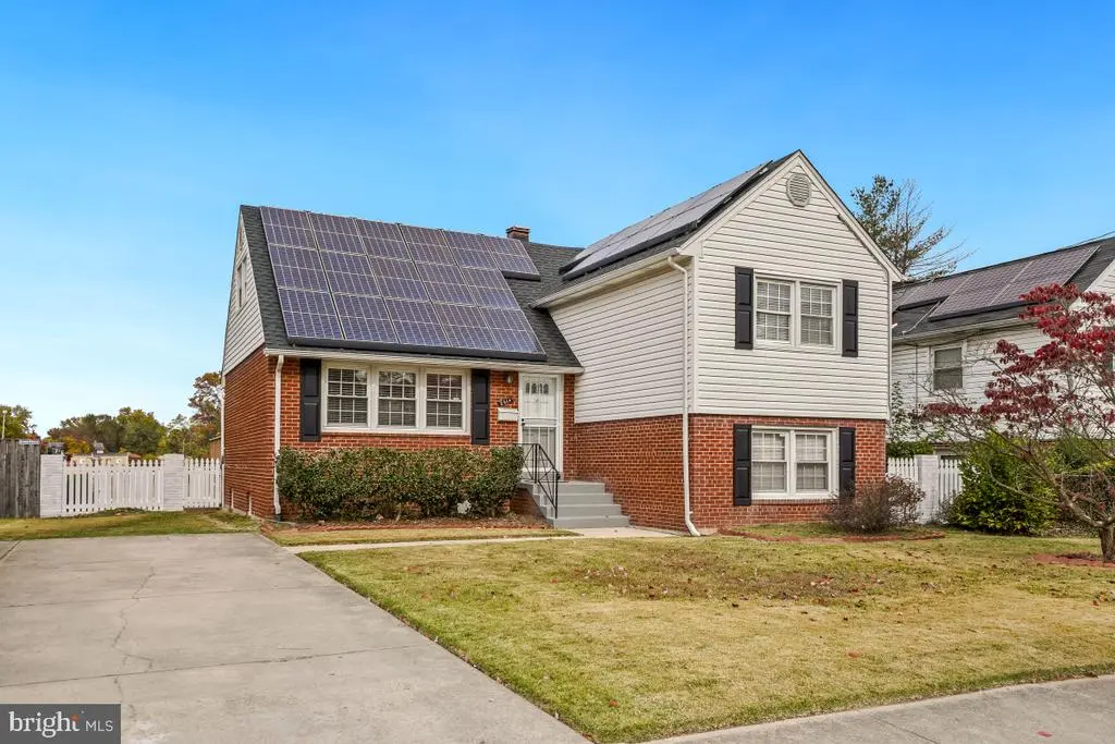 2514 Avalon Pl, HYATTSVILLE