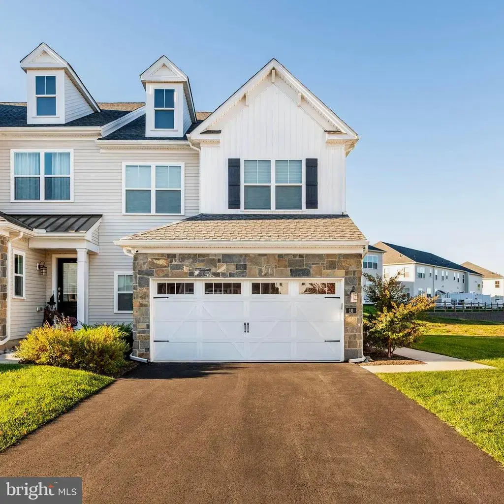 10 Spring Mill Rd, IVYLAND