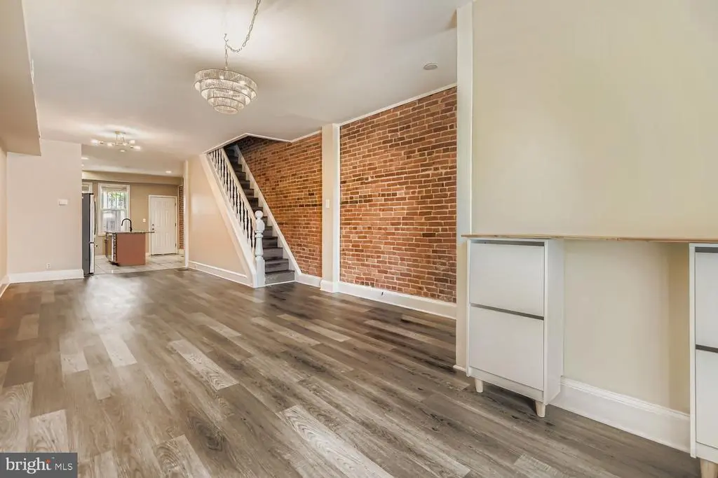 118 N Luzerne Ave, Baltimore