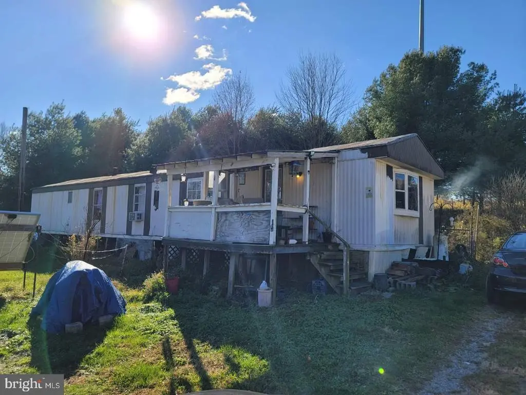 576 Veterans St, BECCARIA