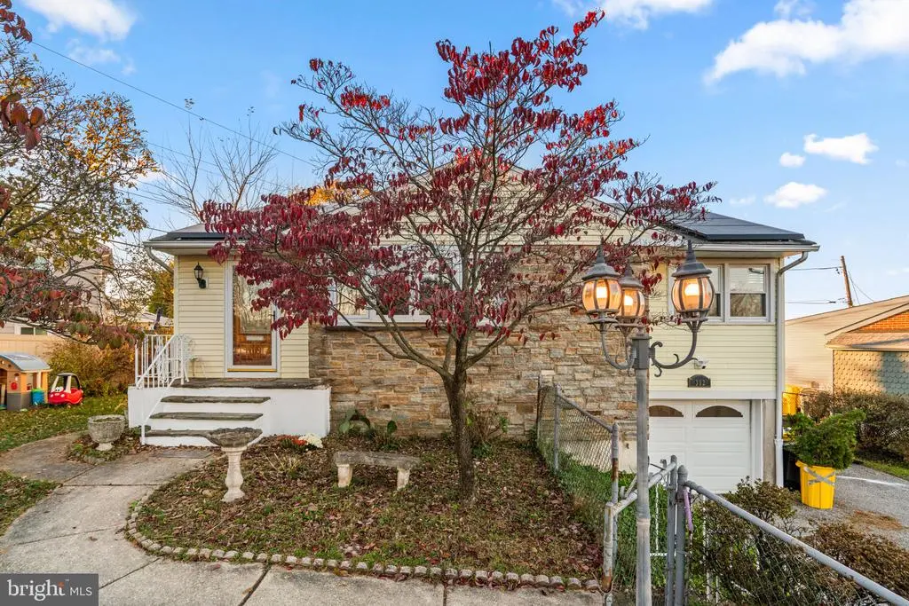 302 Regency Cir, Linthicum Heights